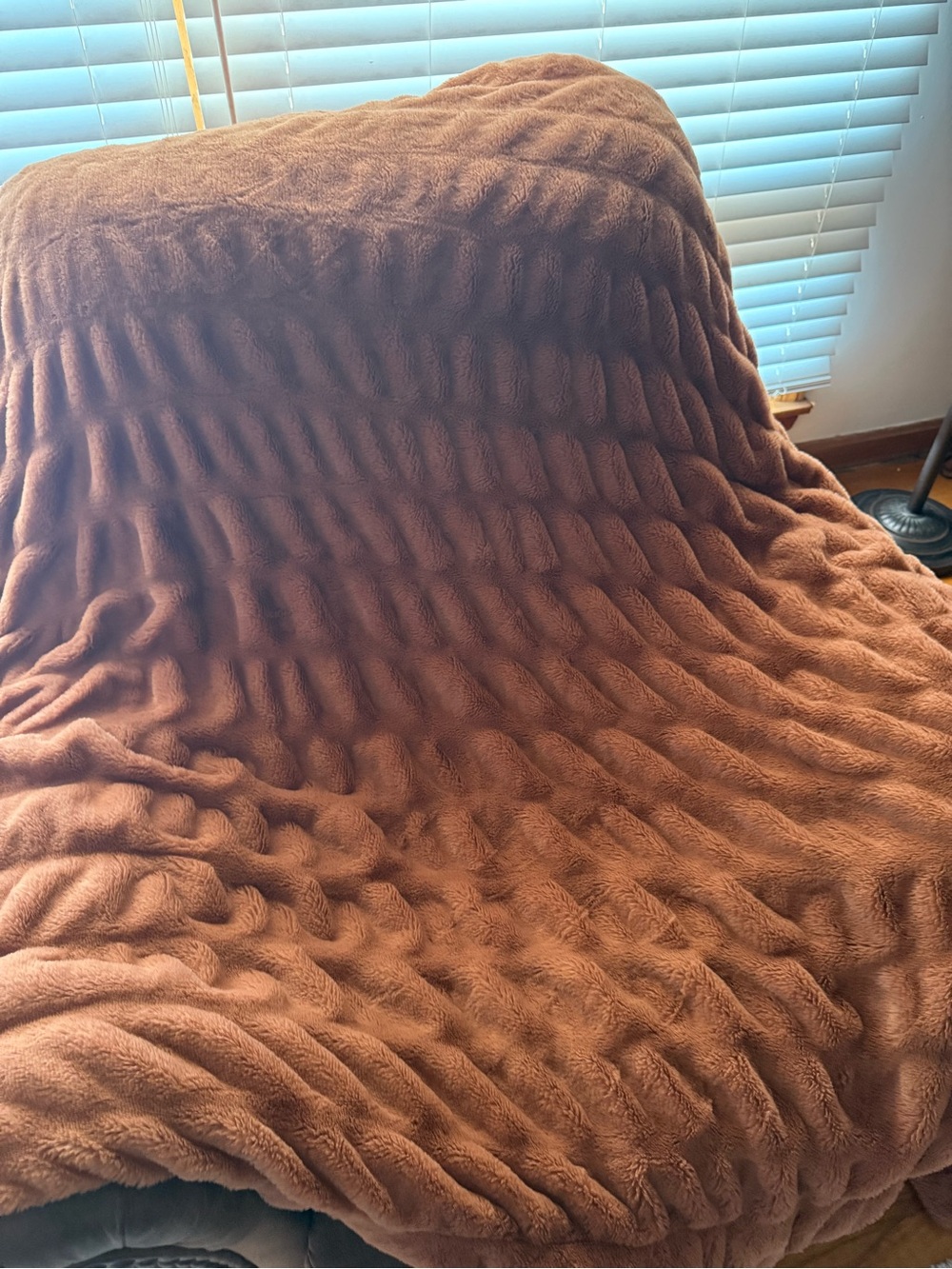 Minky Couture Copper Hugs Grande Throw Blanket - Ultra-Soft Home Accent